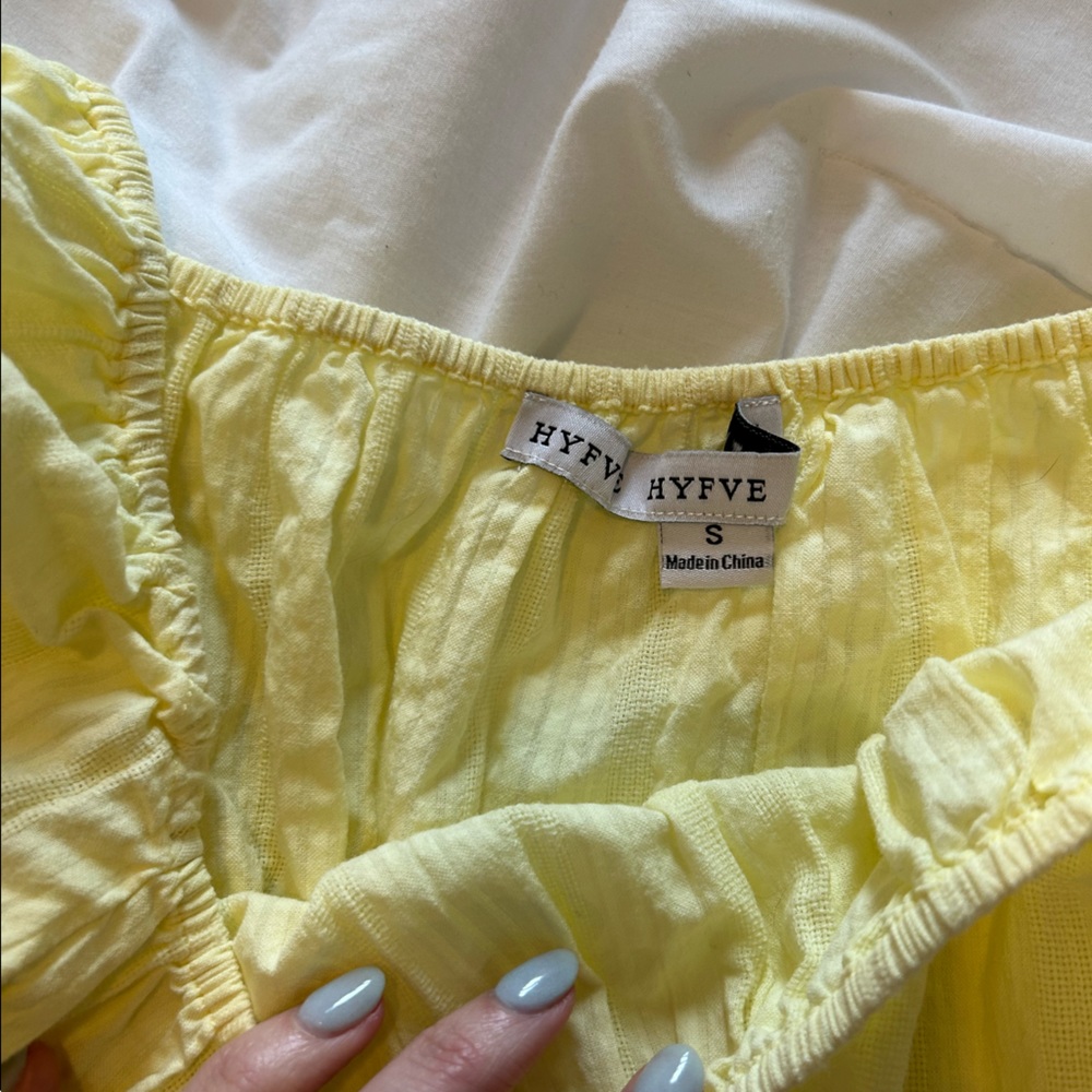 Top - Picture 2 of 2